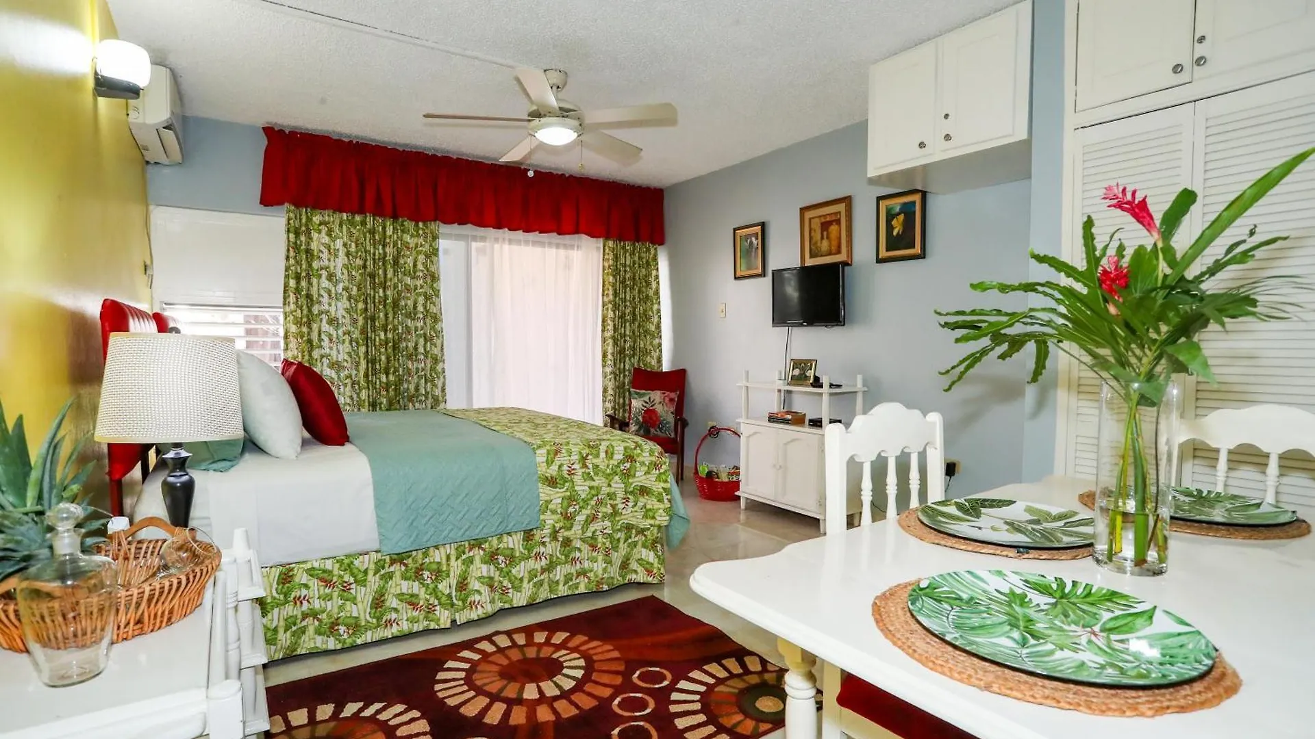 Harmony Studio - Chrisanns Beach Resort Apt 18 Ocho Rios 0*,  Jamaica